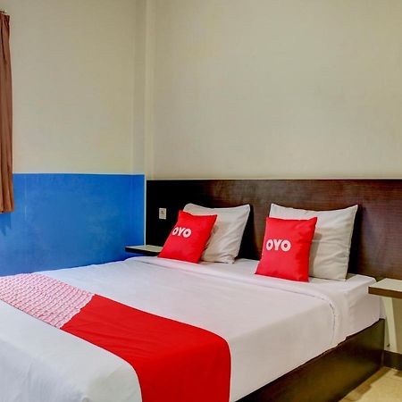 Oyo 90162 Remboelan Guest House Sungai Lutus Kültér fotó